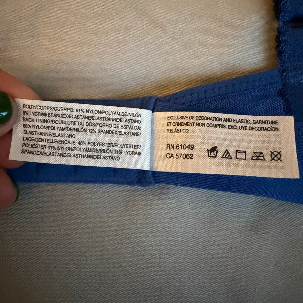 Wacoal Royal Blue, Lace Trim, Deep Plunge, Bralette- 34 - Picture 6 of 9
